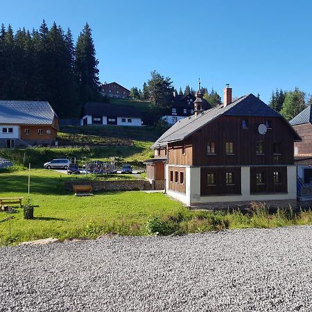 Penzion Pupik Kasperske Hory Exteriör bild